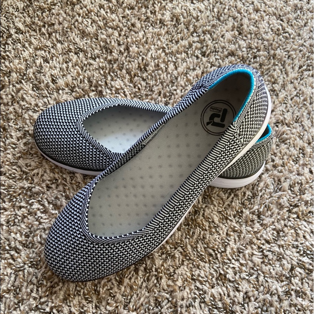 Propet TravelFit Flex Houndstooth Fabric SlipOn